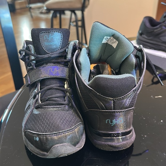 Ryka women’s Black and Green Tenacity Shoes size 8.5 - Picture 3 of 10